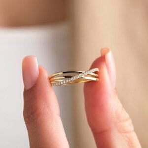 CROSSOVER RING ​