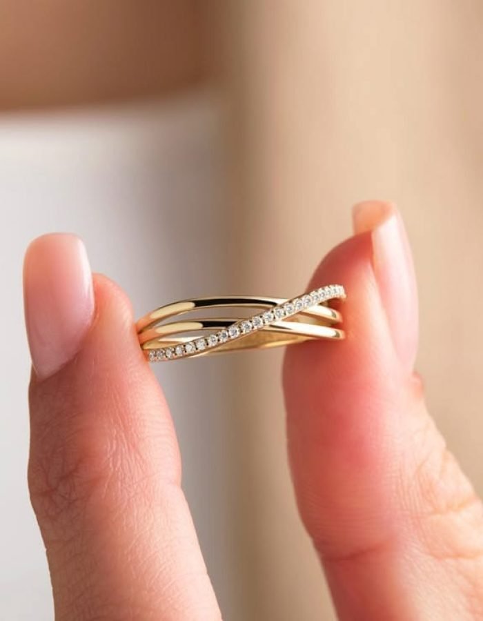 CROSSOVER RING ​